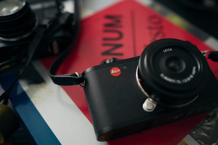 Kamera Leica CL Resmi Dijual Di Indonesia, Berapa Harganya?